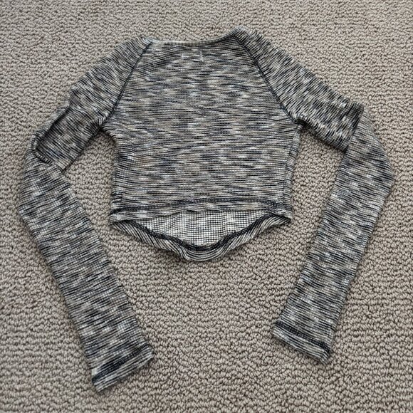 BDG Urban Outfitters Long Sleeve Top Size XS - Picture 2 of 3